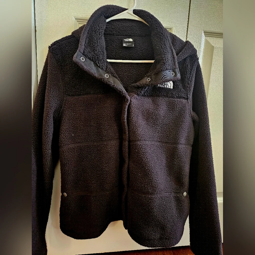 NWOT Black North Face Hooded Fleece Jacket, Sz M - Picture 1 of 7